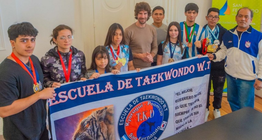 San Fernando: Andreotti recibió a deportistas locales de la Selección Nacional de Taekwondo