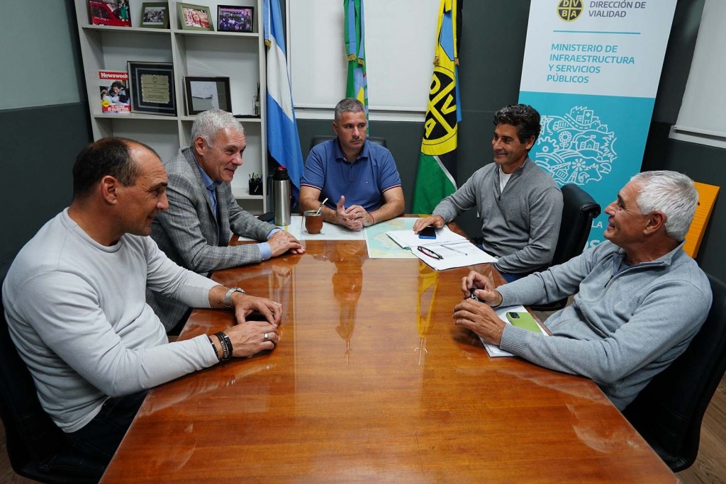 Berisso: Cagliardi mantuvo una reunión sobre avances de obras con autoridades de Vialidad
