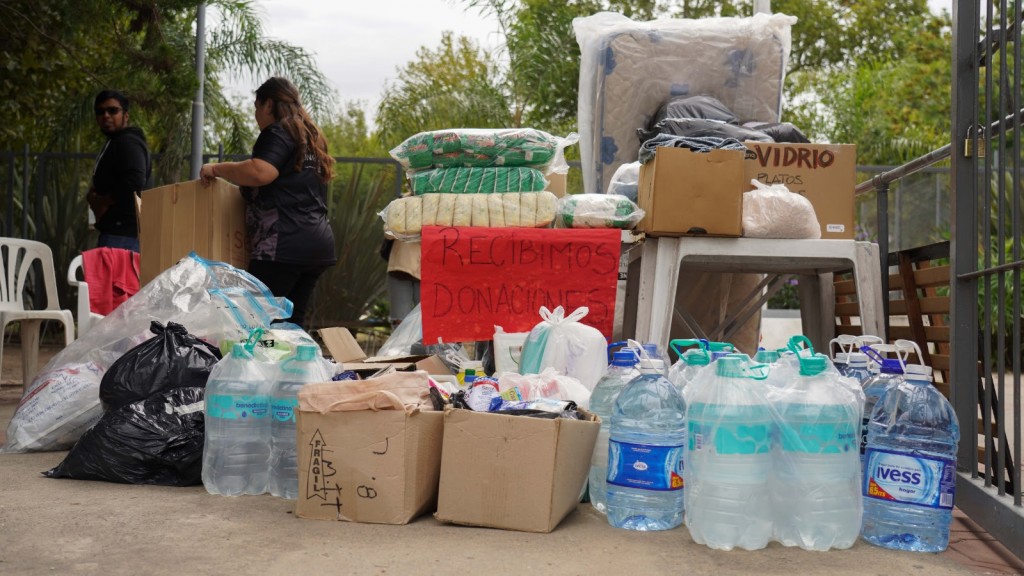 Escobar: El Municipio recibe donaciones para las personas afectadas por el temporal