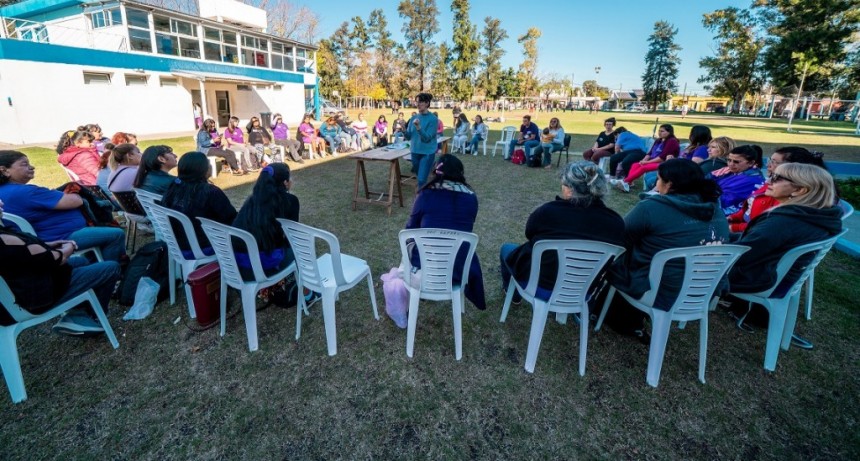 Moreno: Fernández inauguró la Escuela Popular de Género