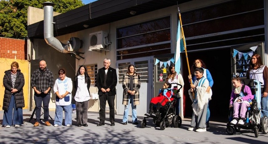 Avellaneda: Ferraresi inauguró obras en tres escuelas con una inversión superior a los $ 410 millones