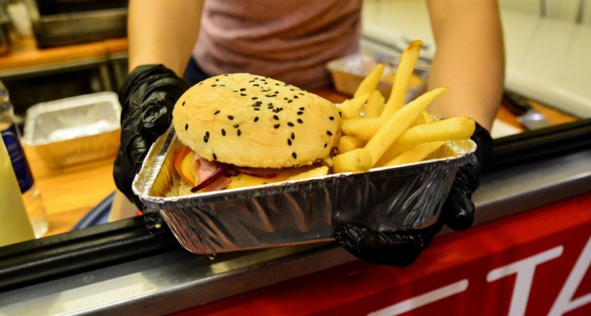 Escobar: La ciudad celebra la Noche de las Hamburguesas 