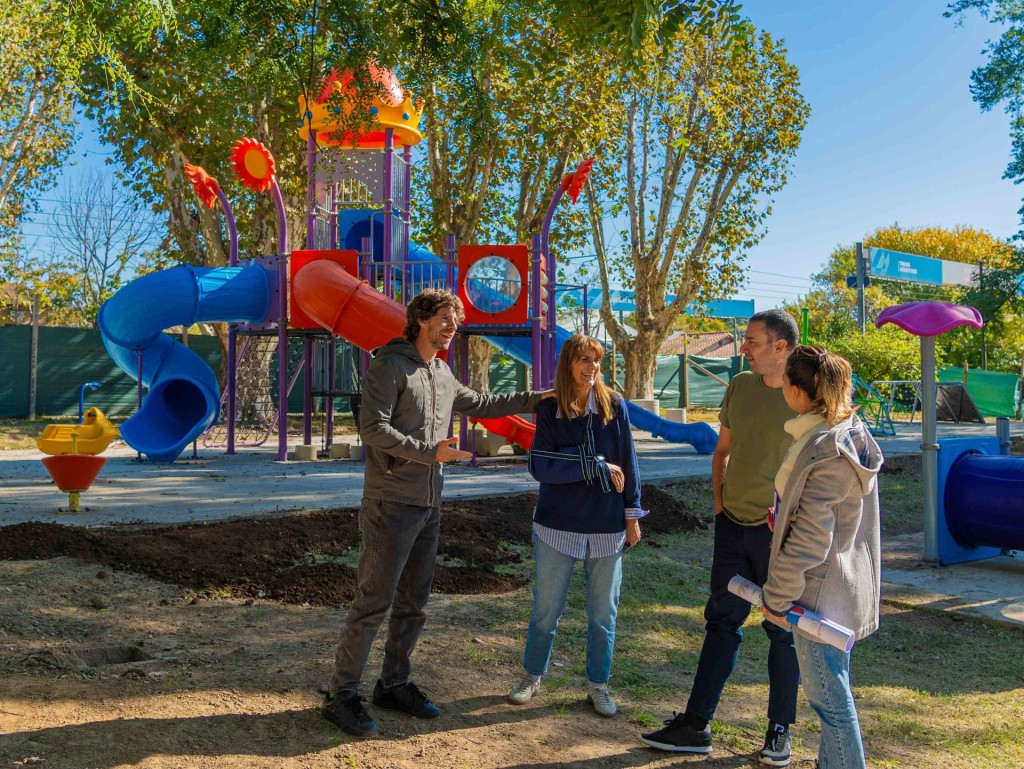 San Fernando: Juan Andreotti recorri&oacute; la &uacute;ltima etapa de obra de un nuevo parque alrededor del Tren de la Costa