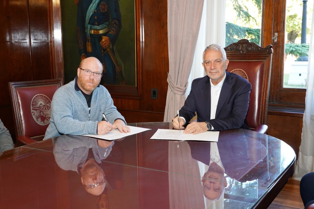 La Plata y Mar Chiquita sellaron un acuerdo para fomentar la integraci&oacute;n y el turismo educativo 