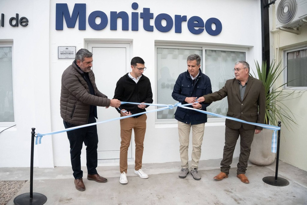Rivadavia: Martin&eacute;z inaugur&oacute; el nuevo Centro Municipal de Monitoreo