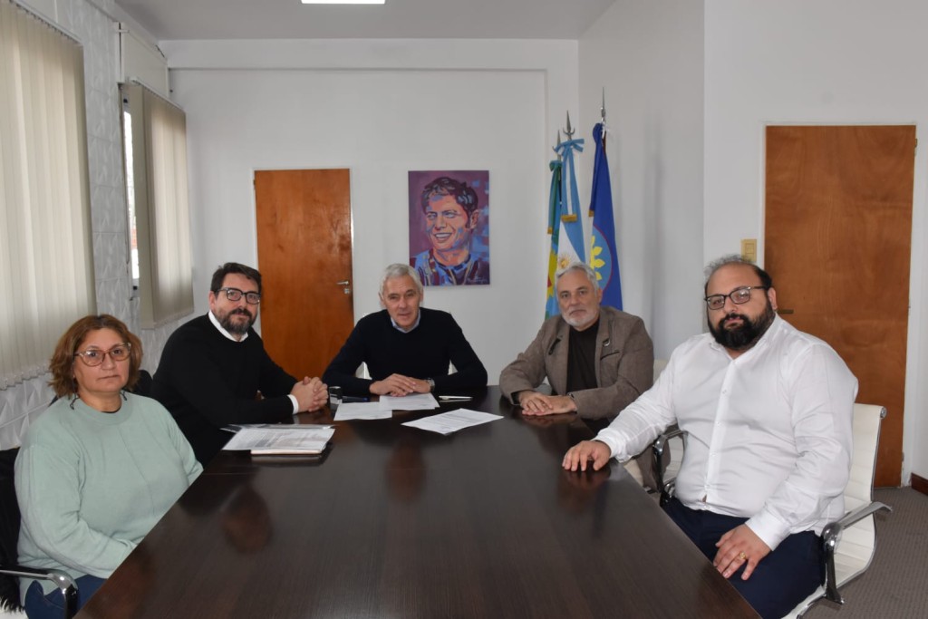 Berisso: El Municipio firm&oacute; un convenio con AHF para fortalecer pol&iacute;ticas de prevenci&oacute;n y atenci&oacute;n del VIH