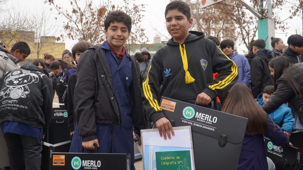 Merlo: El Municipio entreg&oacute; tableros t&eacute;cnicos a estudiantes de la Escuela T&eacute;cnica N&deg;4  