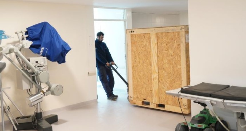 La Provincia incorpor&oacute; un nuevo angi&oacute;grafo en el Hospital Penna en Bah&iacute;a Blanca 