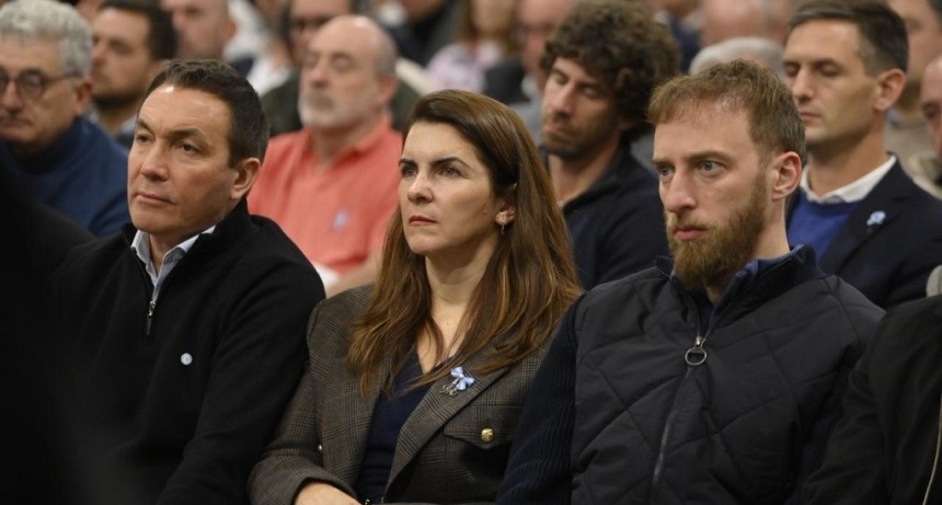 Moreno: Mariel Fern&aacute;ndez particip&oacute; de un encuentro con Kicillof para repudiar el ajuste nacional en salud