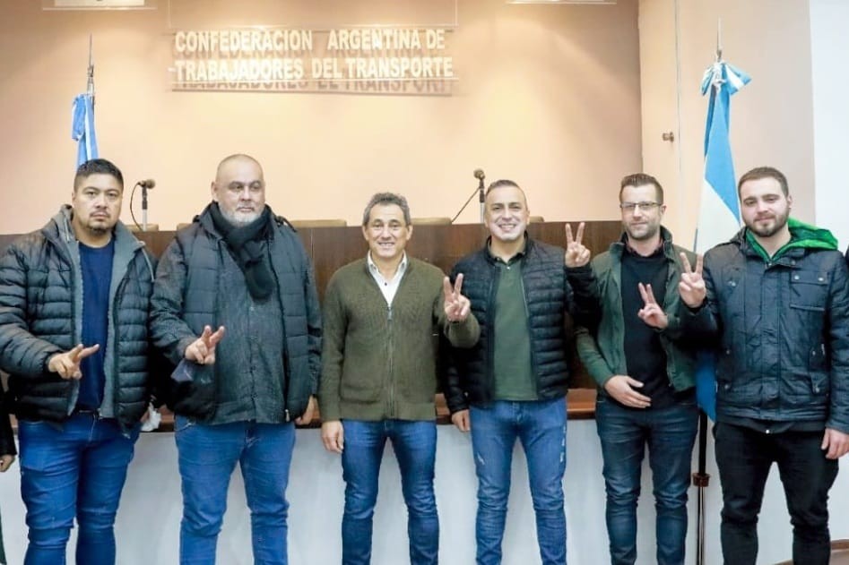Sergio Sasia recibió a dirigentes gremiales del sindicato de Motoqueros, Peones de taxi y Unión Informática