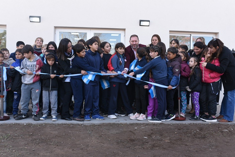 Lincoln: El centro educativo “La Casita” inauguró su nuevo salón de usos múltiples  
