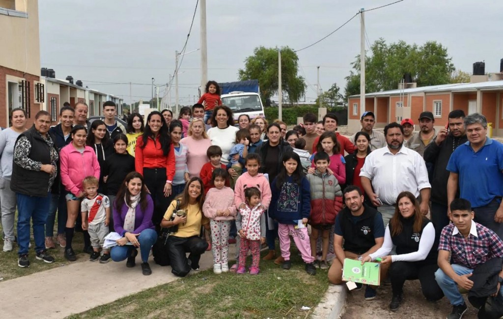 Corrientes: Desarrollo Social realizó equipamiento de viviendas