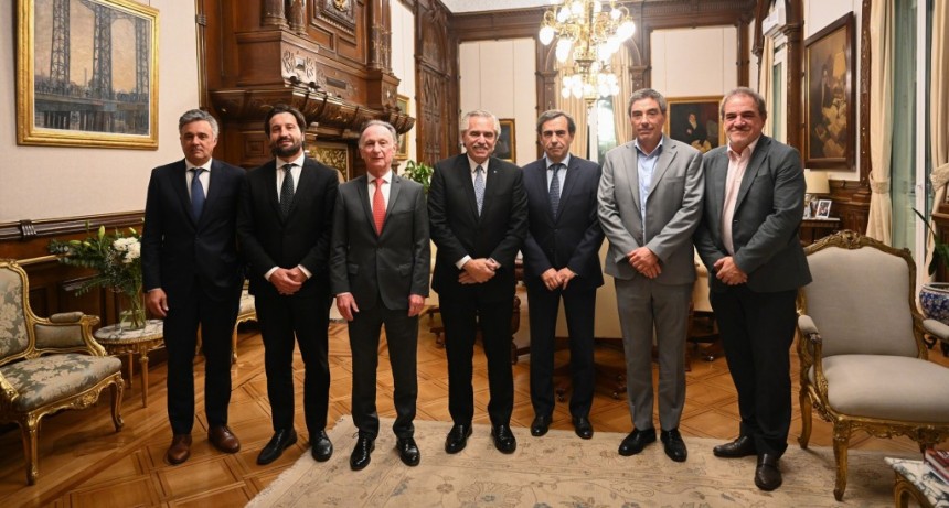 El Presidente recibió a directivos de la Cámara Argentina de la Construcción