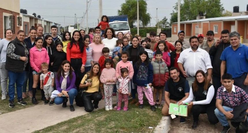 Corrientes: Desarrollo Social realizó equipamiento de viviendas