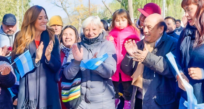 Berazategui: Mussi y Tolosa Paz inauguraron obras de integración socio-urbana en San Blas