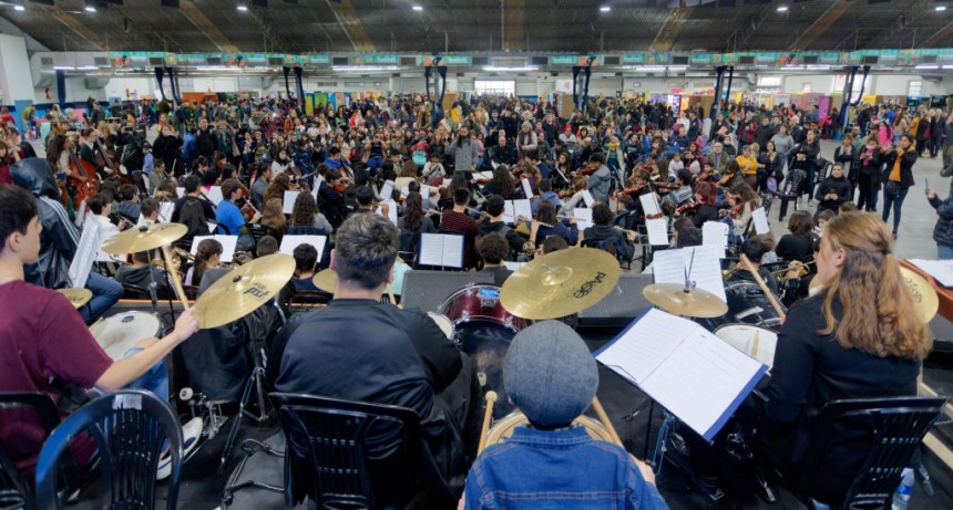 Berazategui: Se realizó la 15° Feria distrital de Educación, Ciencias, Arte y Tecnología 