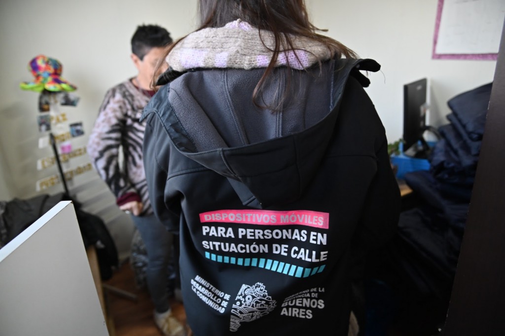 La Plata: La Municipalidad profundiza el abordaje integral para personas en situación de calle ante las bajas temperaturas