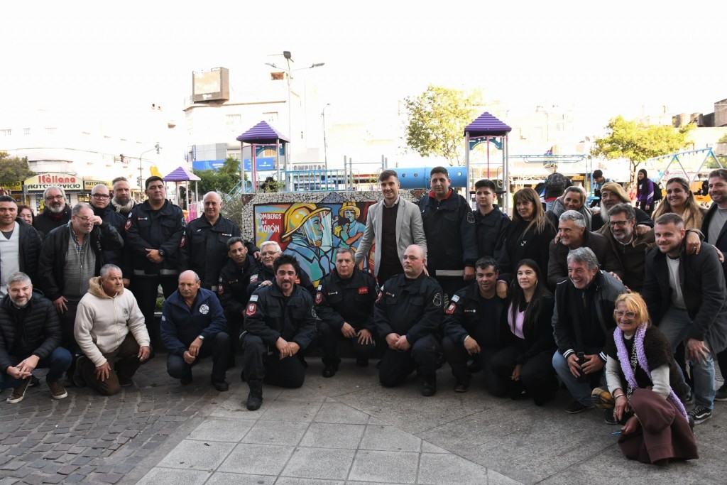 Morón: El Municipio celebró el Día Nacional del Bombero y la Bombera Voluntaria