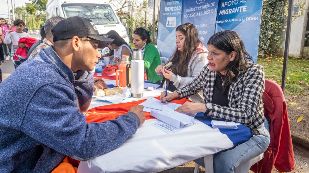 Moreno: El Municipio refuerza el derecho a la identidad en el distrito