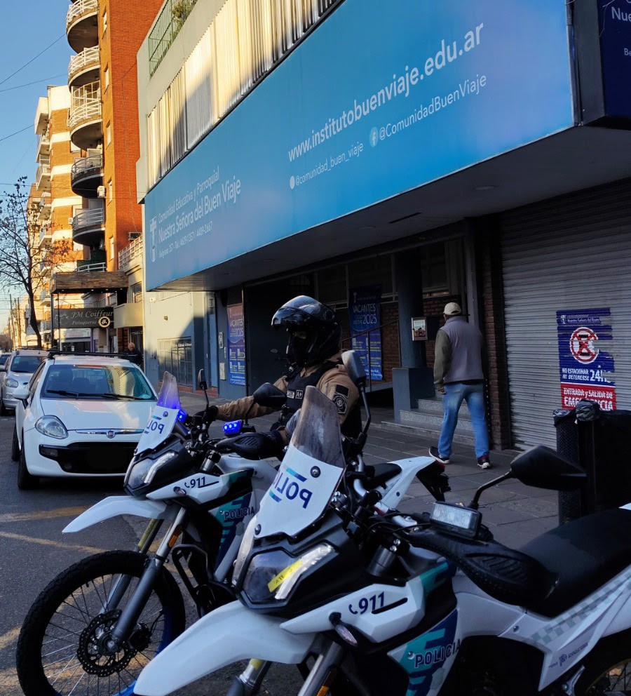 Morón: La Municipalidad refuerza la seguridad escolar con nuevos móviles policiales