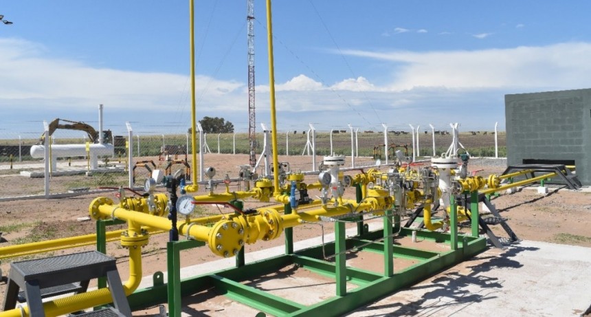 La Provincia inauguró el Gasoducto y la red de distribución para Daireaux y Pehuajó