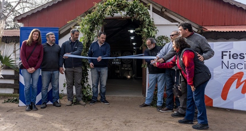 Azul: El Municipio celebra una nueva edición de la ExpoMiel 