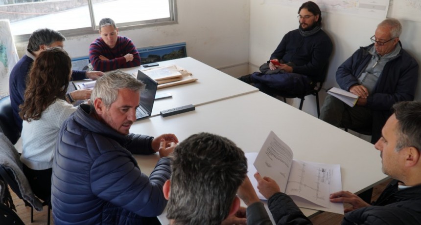 Colón (ER): Walser encabezó la apertura de sobres de la Licitación Pública de asfaltado en caliente 