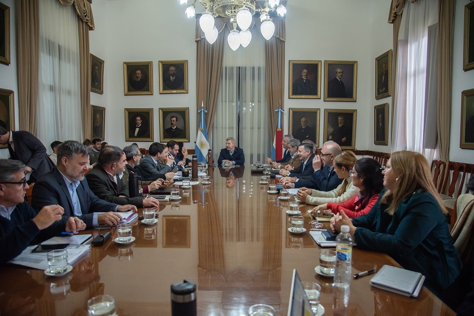 Entre R&iacute;os: La Provincia apoya el ordenamiento de la empresa Tres Arroyos para preservar las fuentes de trabajo
