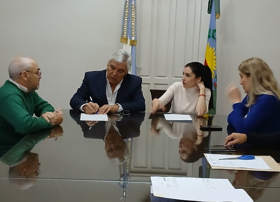 Gral Villegas: Se abrieron los sobres de licitaci&oacute;n de combustible para mantenimiento de la ciudad