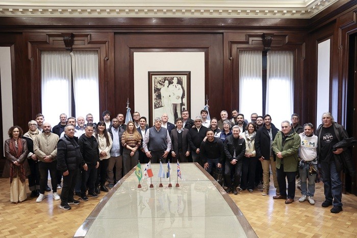 Kicillof recibi&oacute; a las autoridades regionales de la Federaci&oacute;n Internacional de Trabajadores del Transporte