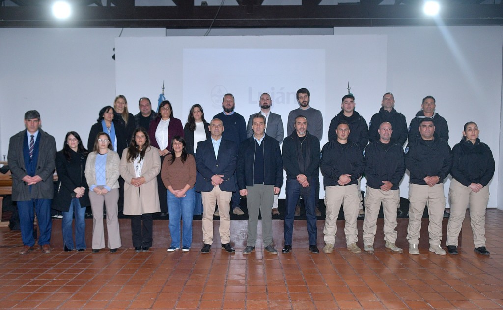 Luj&aacute;n: Se realiz&oacute; la presentaci&oacute;n de docentes e instructores que capacitar&aacute;n a los futuros oficiales del Cuerpo de Prevenci&oacute;n Comunitaria 