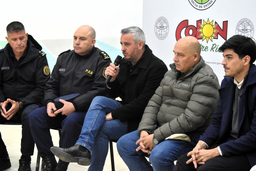 Col&oacute;n (ER): Walser se reuni&oacute; con la Junta de Defensa Civil para actualizar protocolos y fortalecer la prevenci&oacute;n ante posibles eventos clim&aacute;ticos