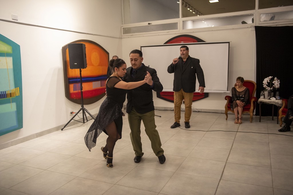 Campana: El tango tuvo su noche de reconocimiento y celebraci&oacute;n en la ciudad