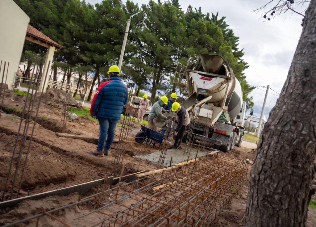 Monte Hermoso: Comenz&oacute; la obra de ampliaci&oacute;n del Hogar de Abuelos que duplicar&aacute; su capacidad