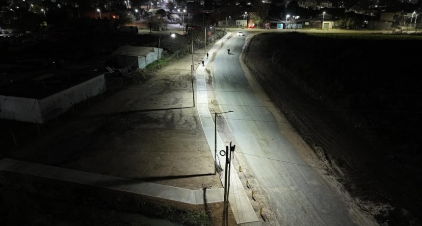 Pte. Per&oacute;n: El Municipio sigue expandiendo el alumbrado p&uacute;blico en el distrito 