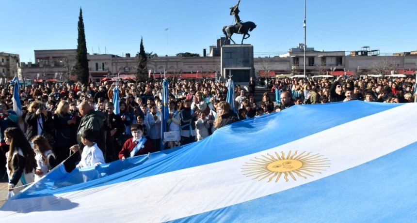 Luj&aacute;n: El Municipio invita a participar del acto por el D&iacute;a de la Bandera