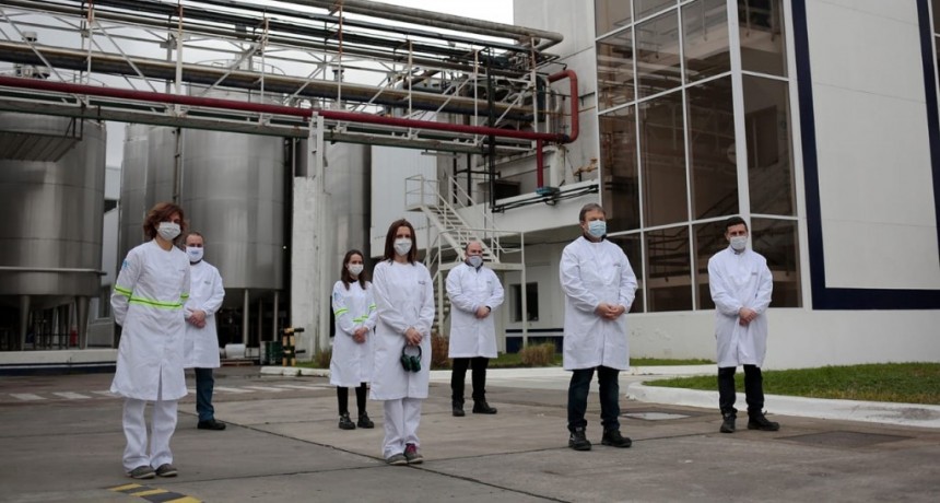 Alte. Brown: Cascallares recorrió la planta Danone que realiza donaciones en el marco de la pandemia 
