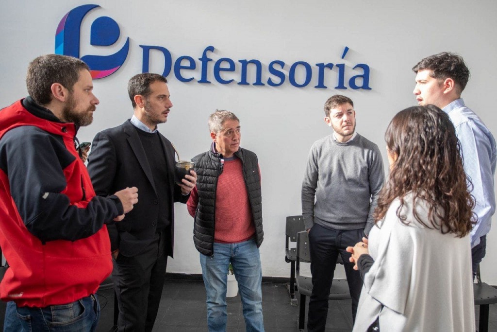 Lanús: Álvarez visitó las nuevas oficinas de la Defensoría del Pueblo Bonaerense