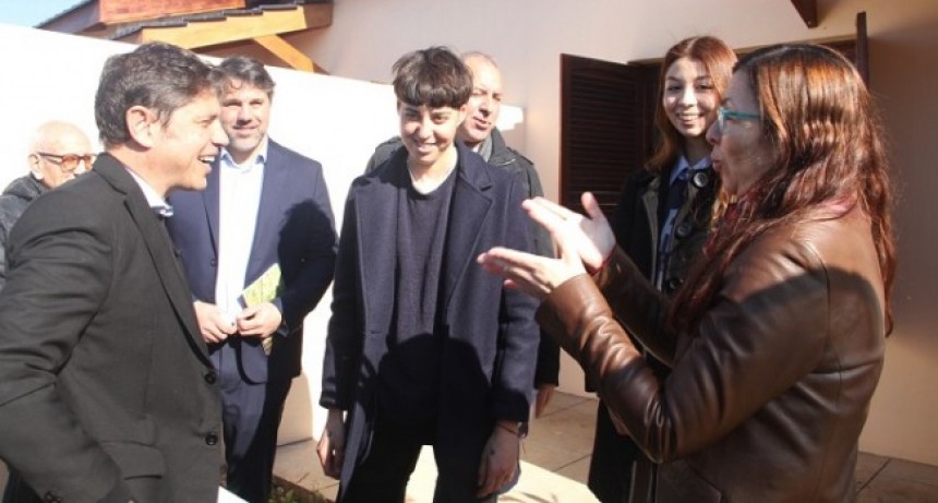 Kicillof entregó nuevas viviendas en Magdalena