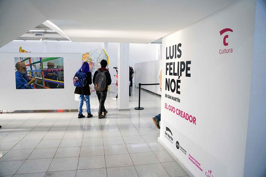 San Martín: La Municipalidad inauguró una gran muestra de Luis Felipe Noé