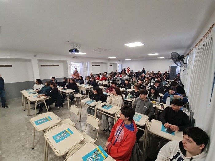 Bolívar: La Municipalidad y Camuzzi brindaron una charla sobre monóxido de carbono y pautas de prevención