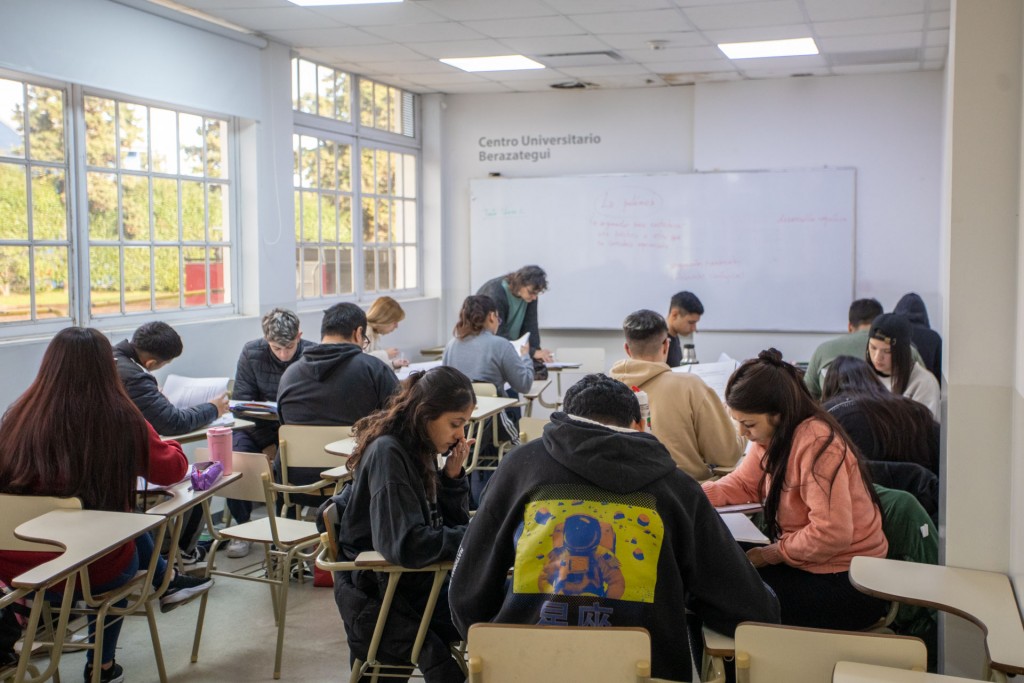 Berazategui: Continua la inscripción a las Diplomaturas del Programa PUENTES