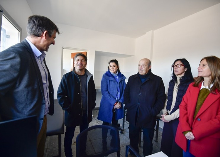 Kicillof recorrió el nuevo Centro de Atención Primaria de la Salud de Miramar