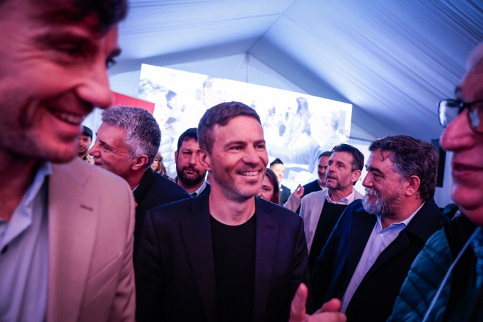 Costa encabezó una nueva Ronda de Negocios en la expo Morón se Muestra