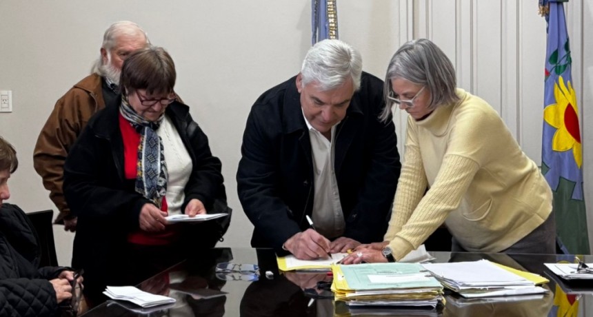Gral. Villegas: Catorce familias accedieron a la escritura gratuita