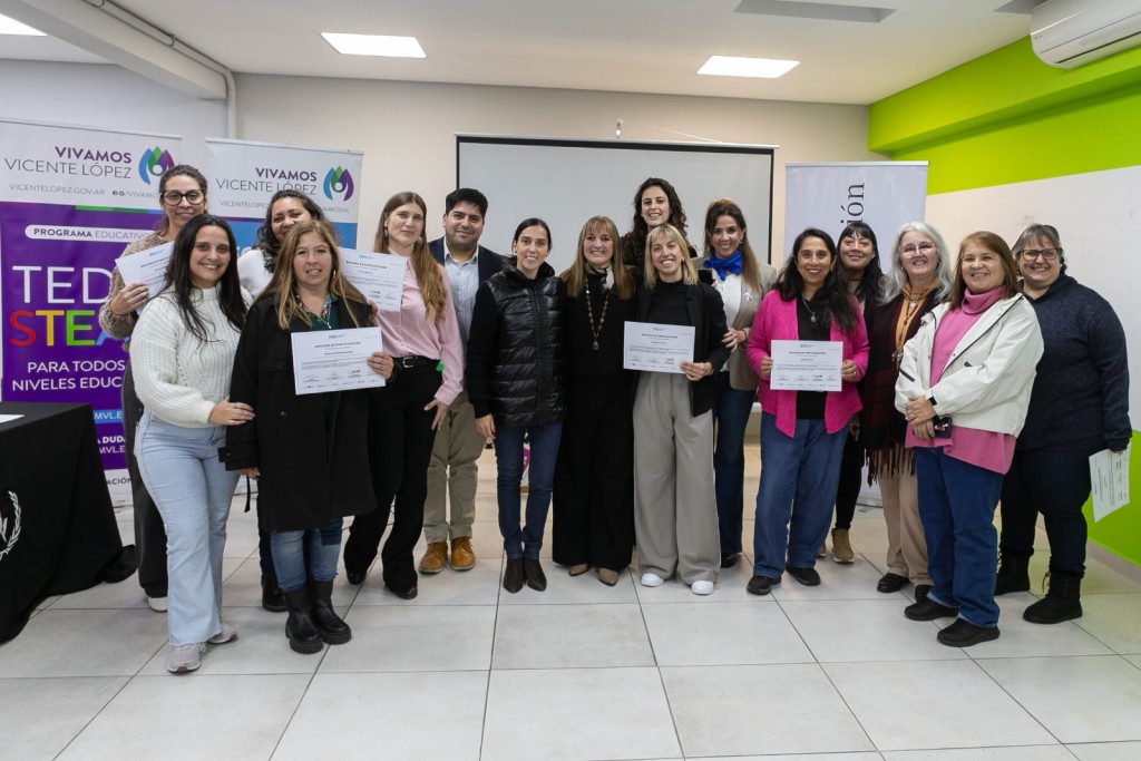 Vicente L&oacute;pez: M&aacute;s de 80 docentes finalizaron una capacitaci&oacute;n en educaci&oacute;n STEM