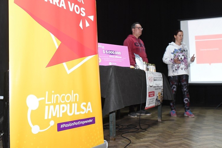 Lincoln: Comienza el ciclo de capacitaciones gratuitas para emprendedores 