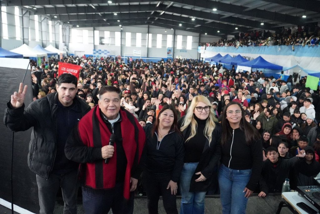 Jos&eacute; C. Paz: El Municipio lanz&oacute; el Torneo Intersedes de Envi&oacute;n con una jornada de m&uacute;sica, deporte y recreaci&oacute;n