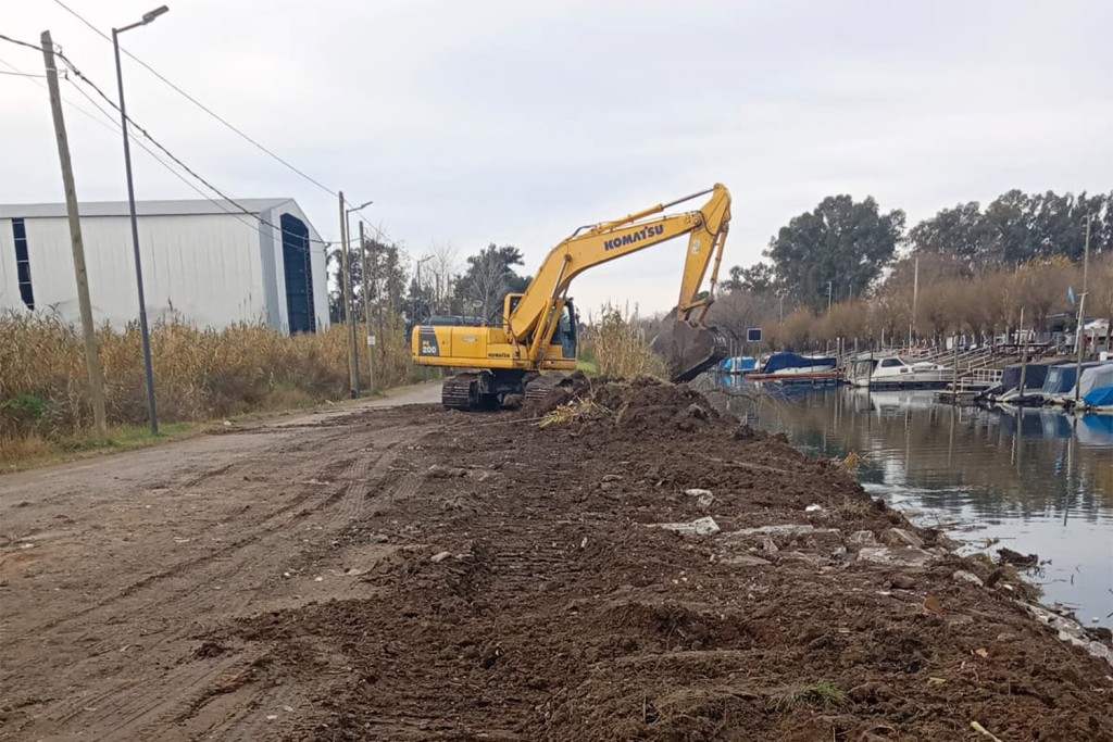 Tigre: El Municipio realiza trabajos de mantenimiento en Dique Luj&aacute;n