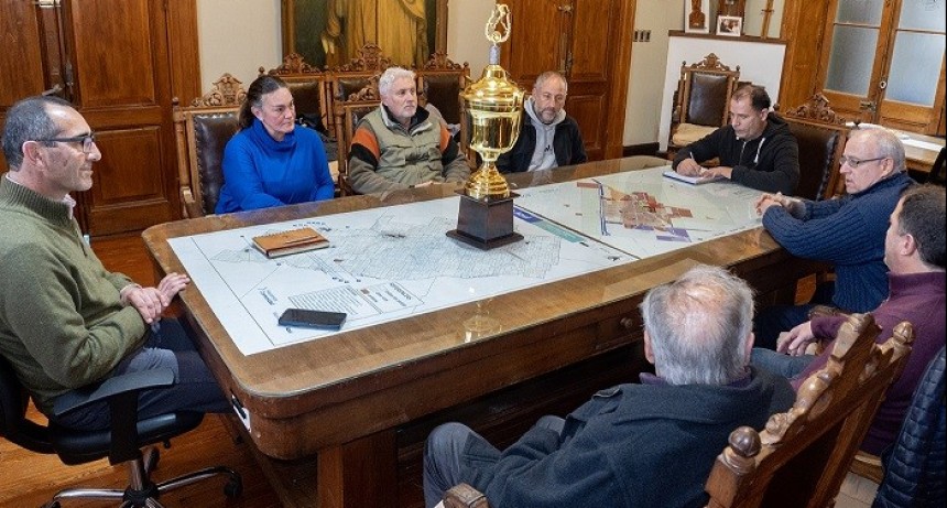 Azul: Sombra se reuni&oacute; con presidentes de clubes que participaron del Interligas de F&uacute;tbol 2026